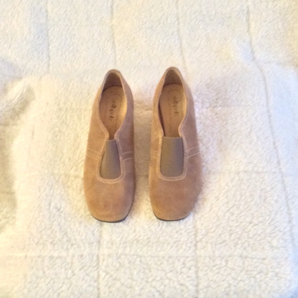 Softspots Shoes - Softspots comfortable wedge
